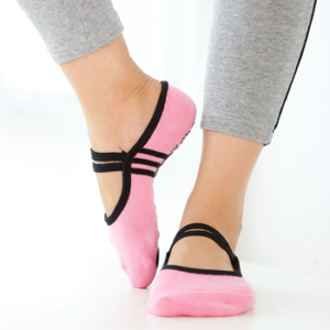 baby pink yoga socks supplier in Europe