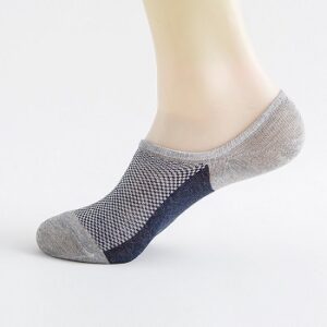 non slip socks manufacturer USA